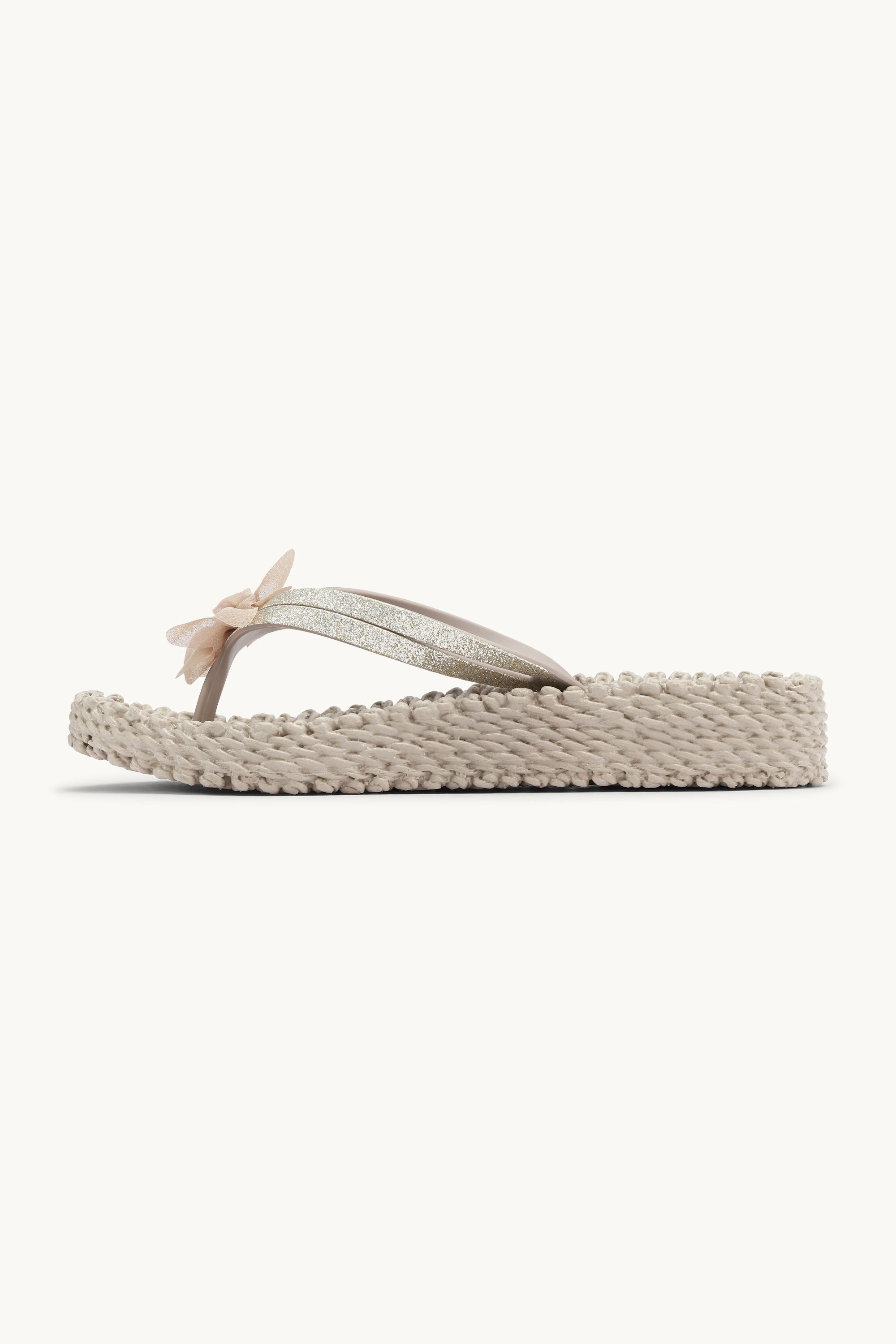 Flip Flops with Flower - Atmosphere