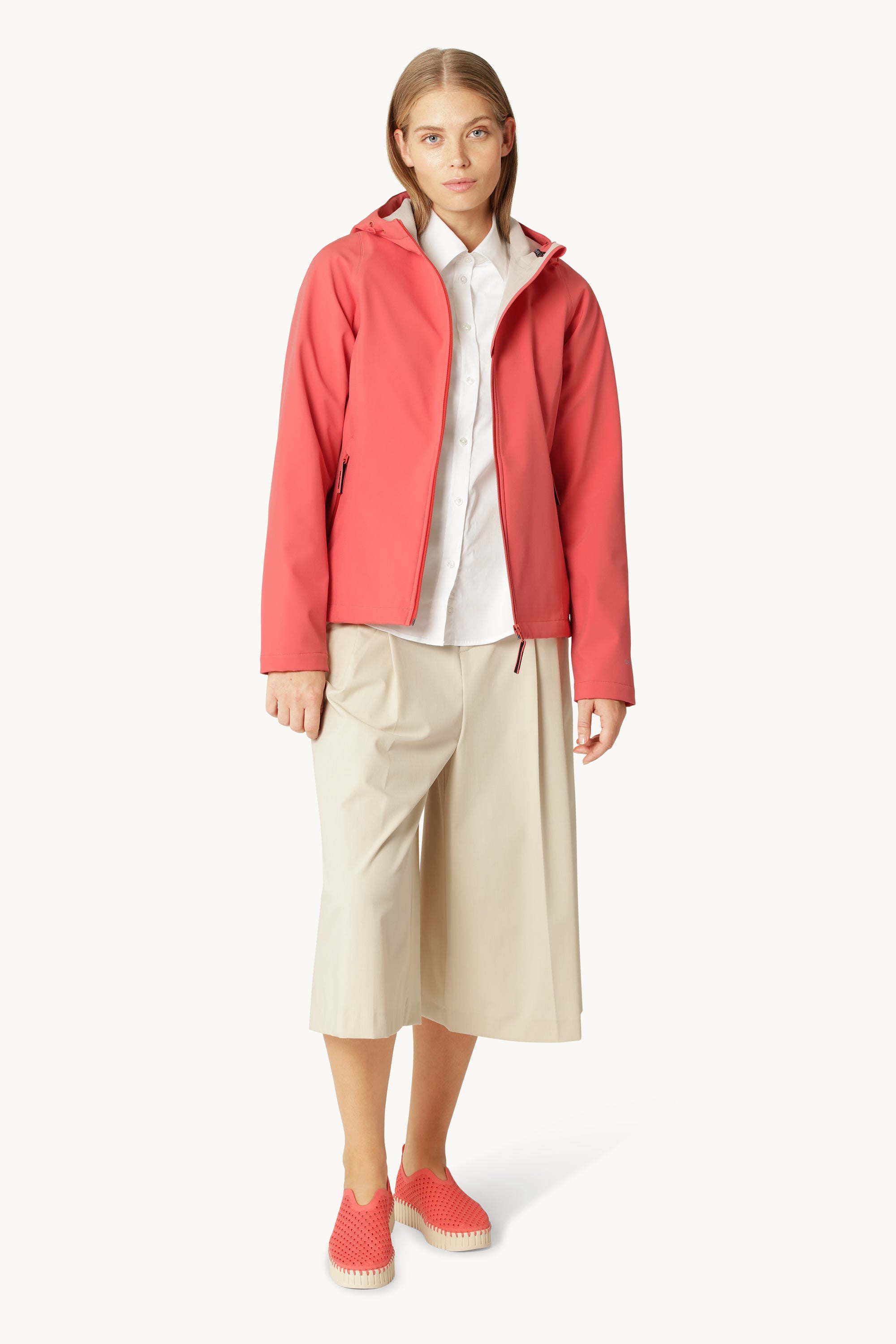 Short Softshell Raincoat - Spiced Coral