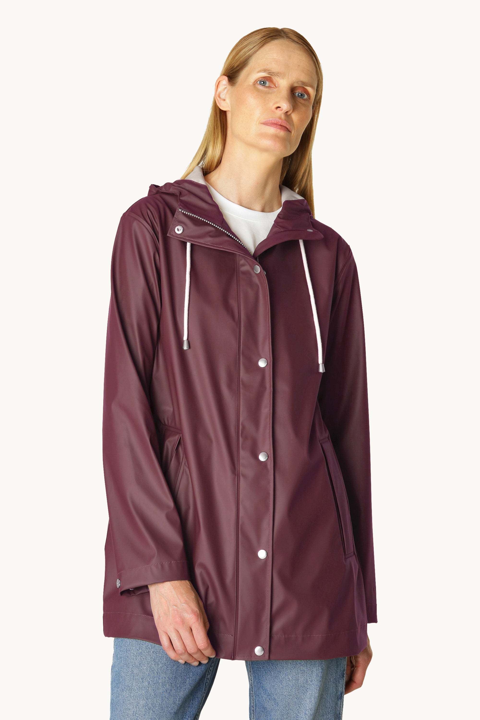 Impermeable Ligero - Maroon Banner
