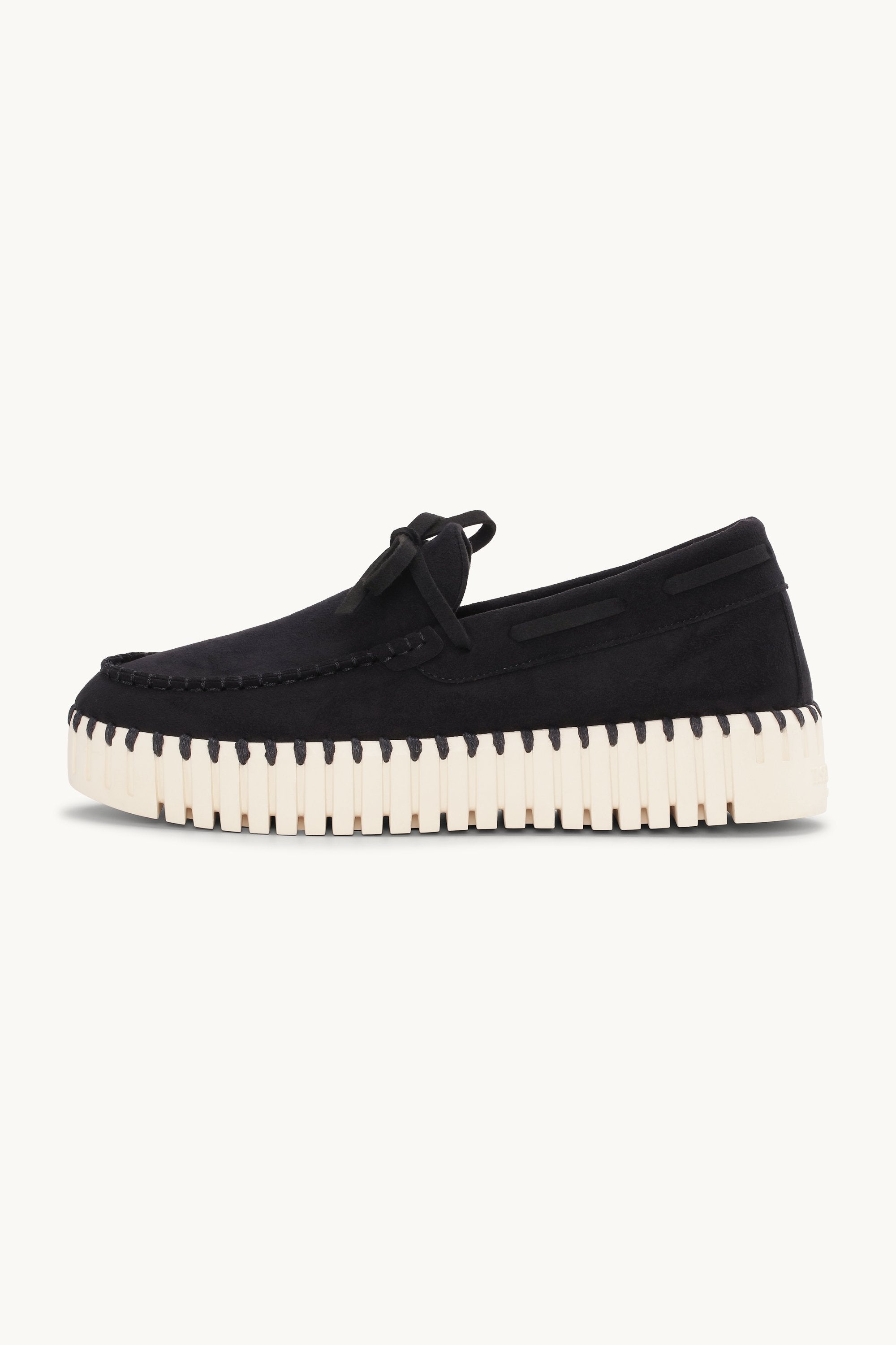 Tulip Sailor Shoe - Black Pearled Ivory