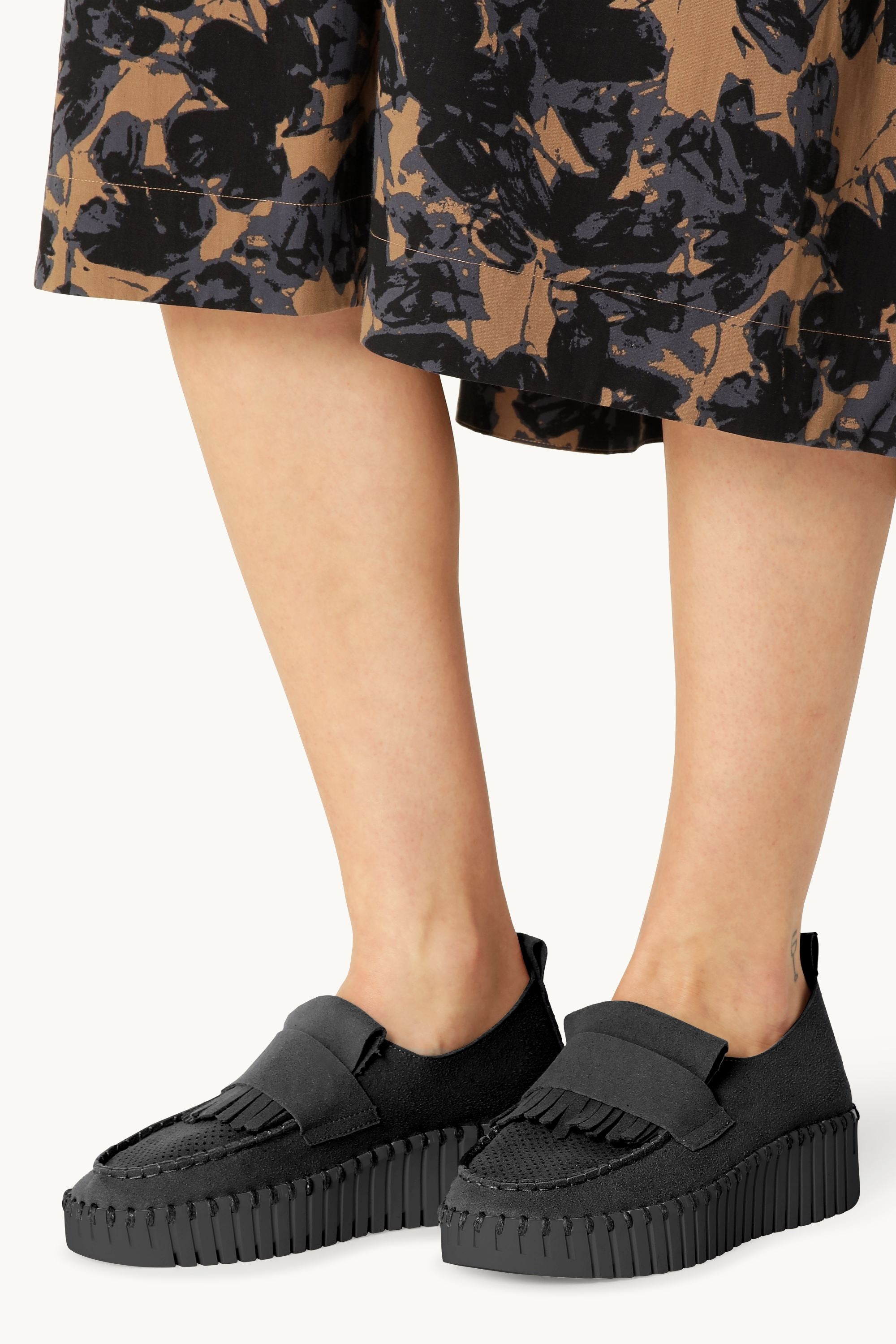 Tulip Loafer - Black Black