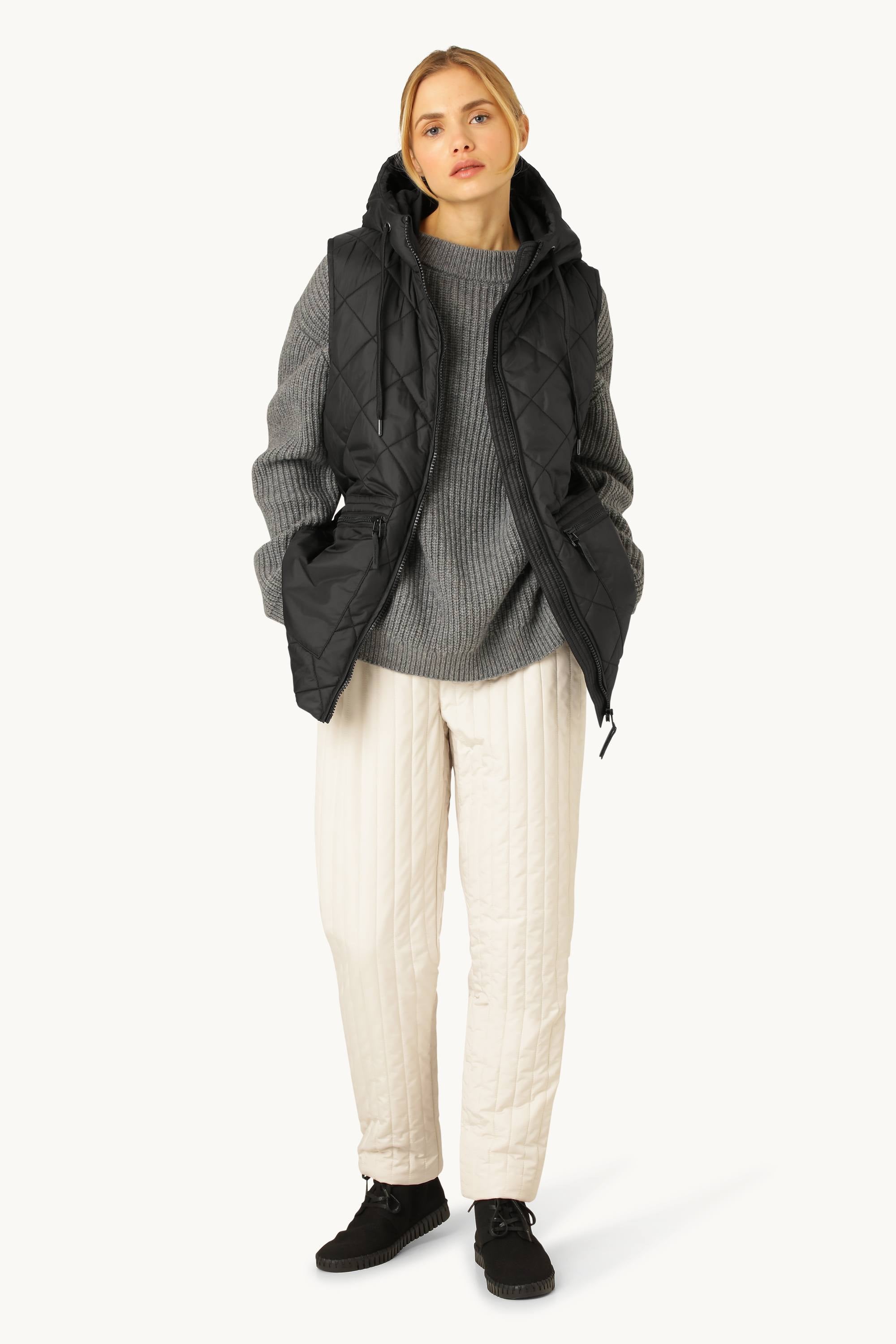Padded Short Vest - Black