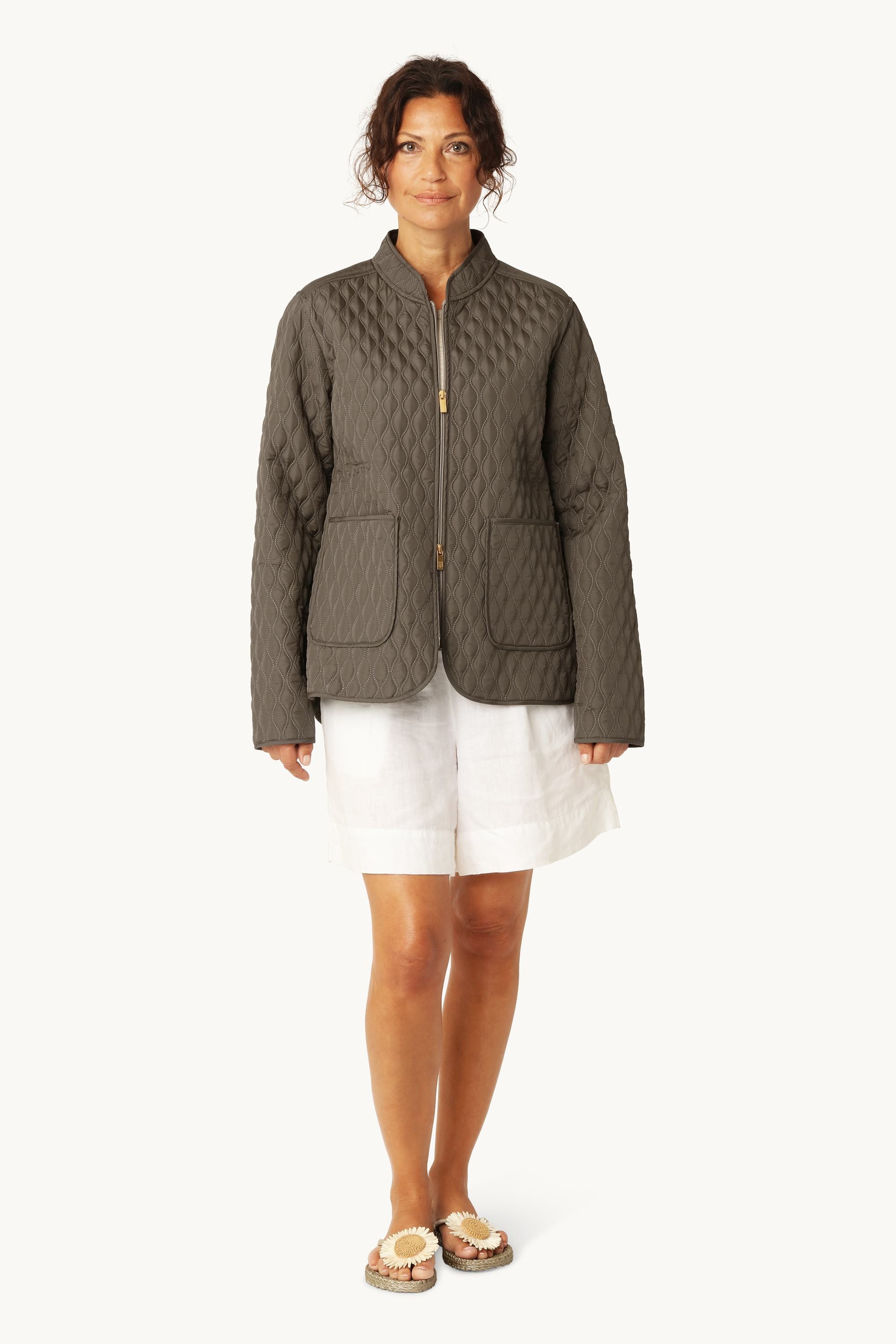 Short Quilt Jacket - Tarmac