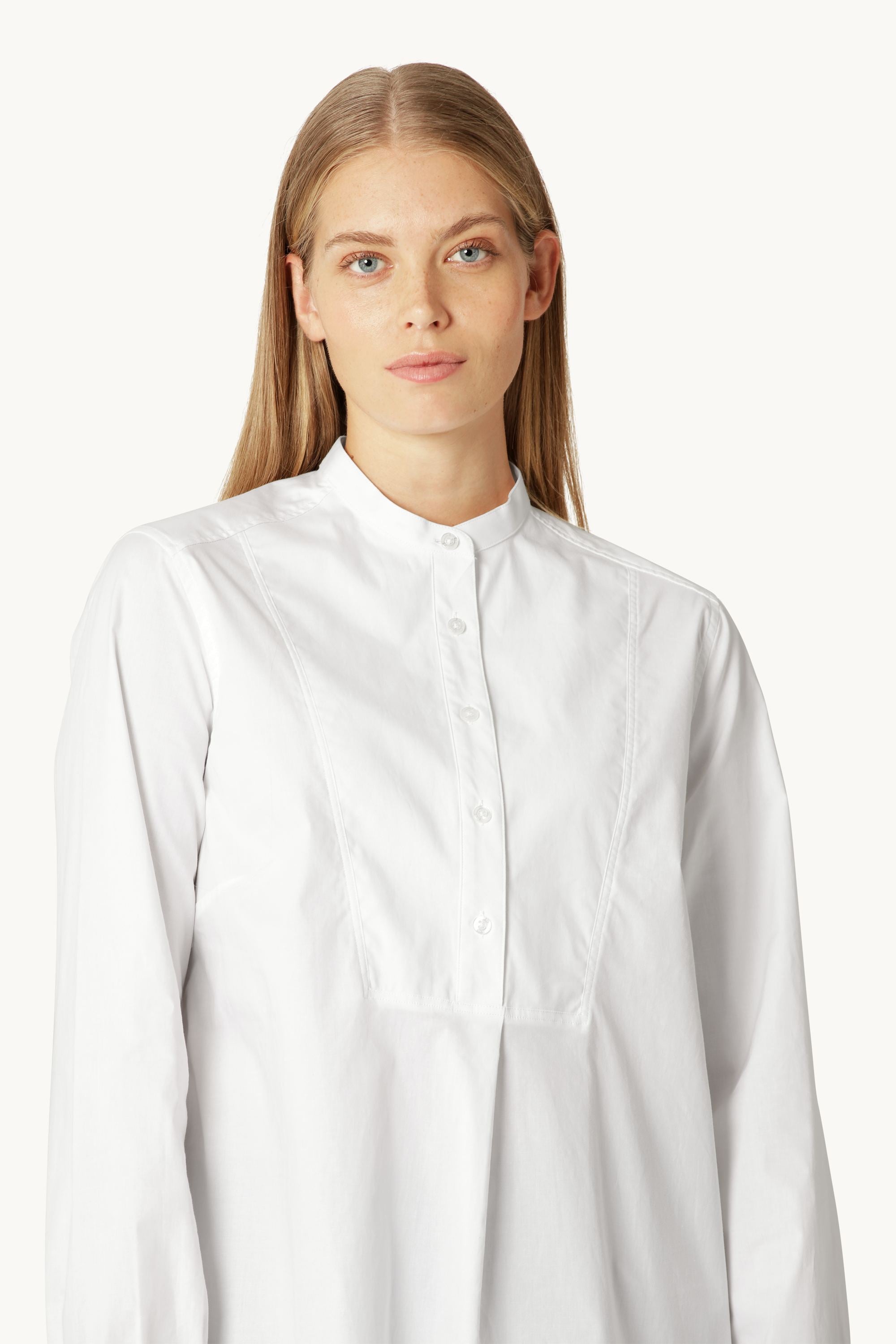 Camisa Clásica Espalda Larga - White