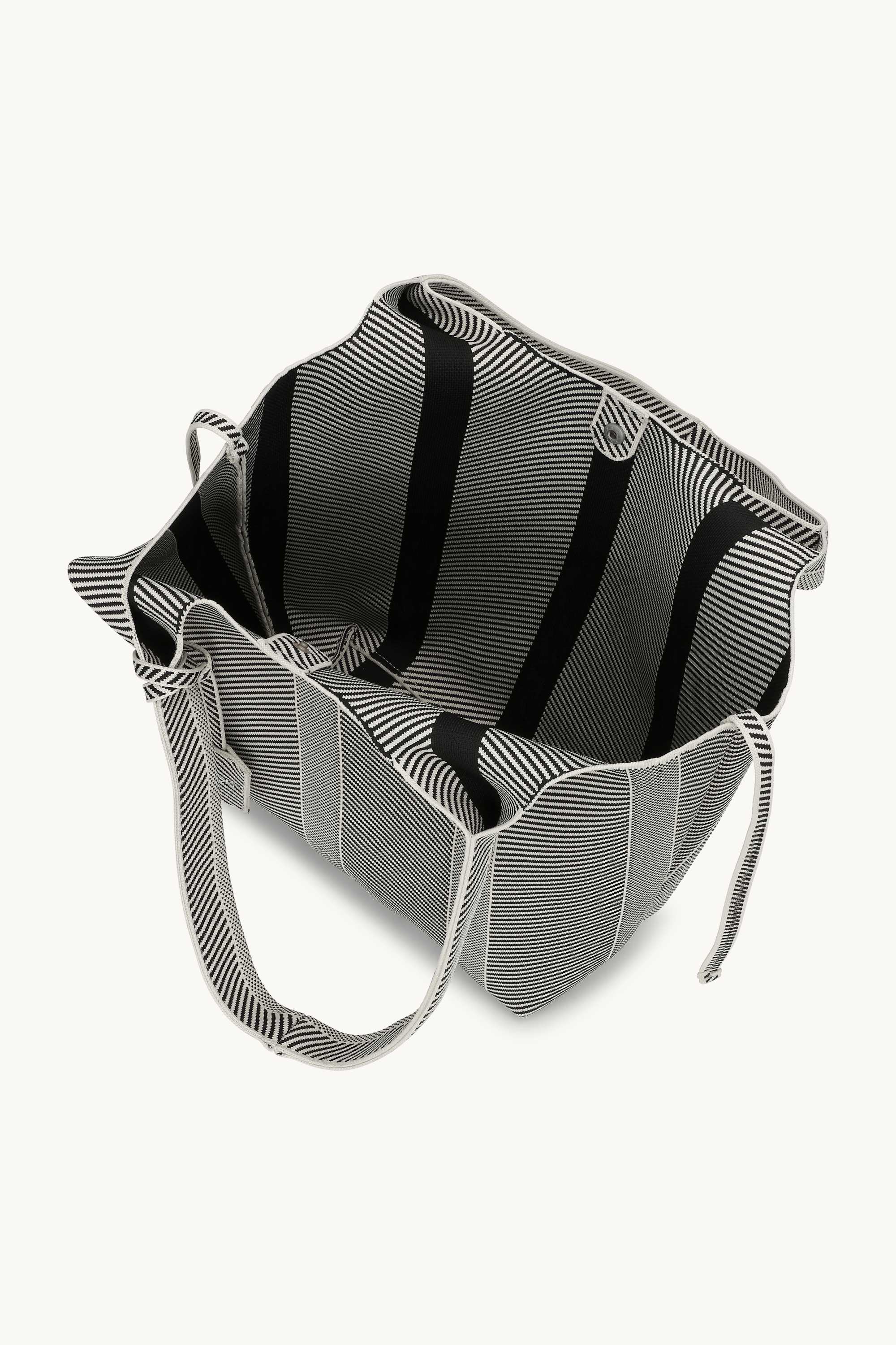 Knitted Bag - Milk Creme Black