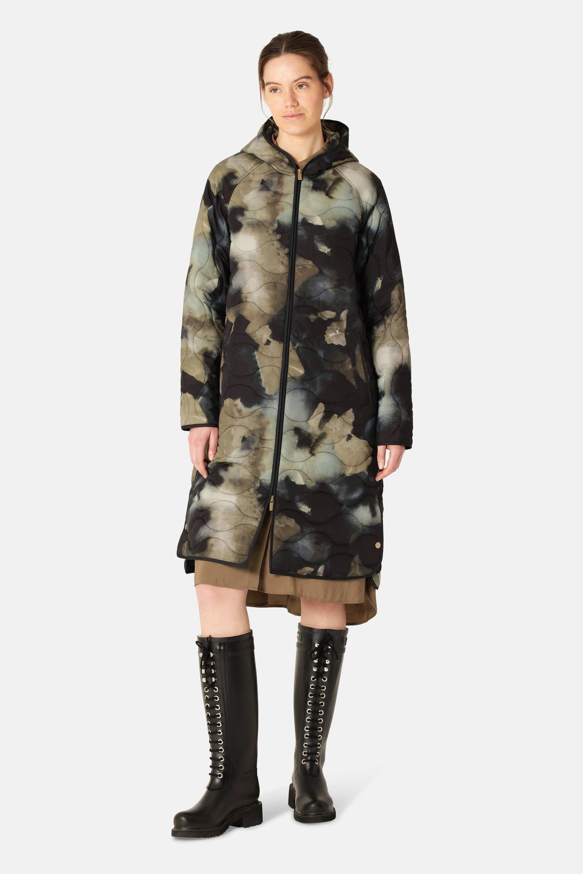 Long Quilt Jacket with Hood - Moss Print