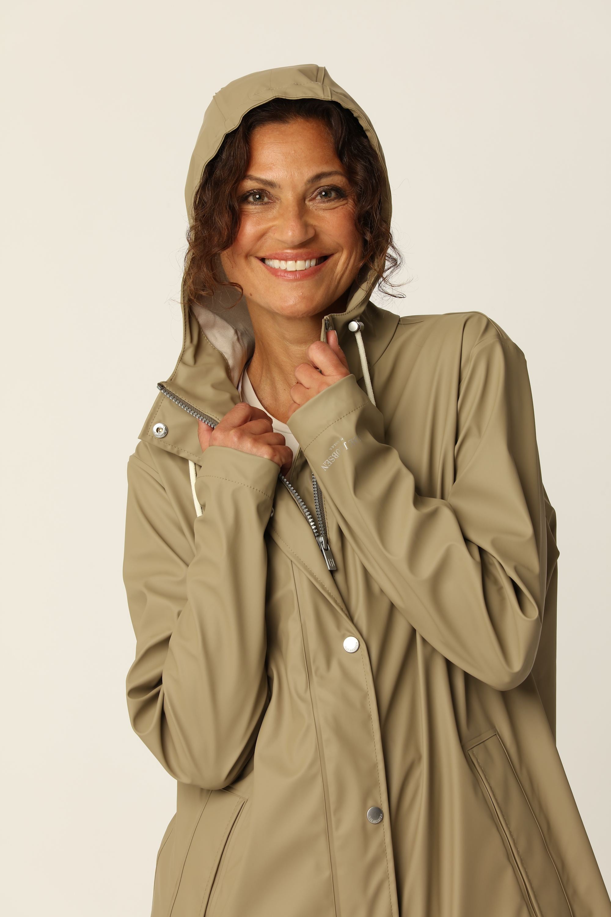 Light Raincoat - Coriander
