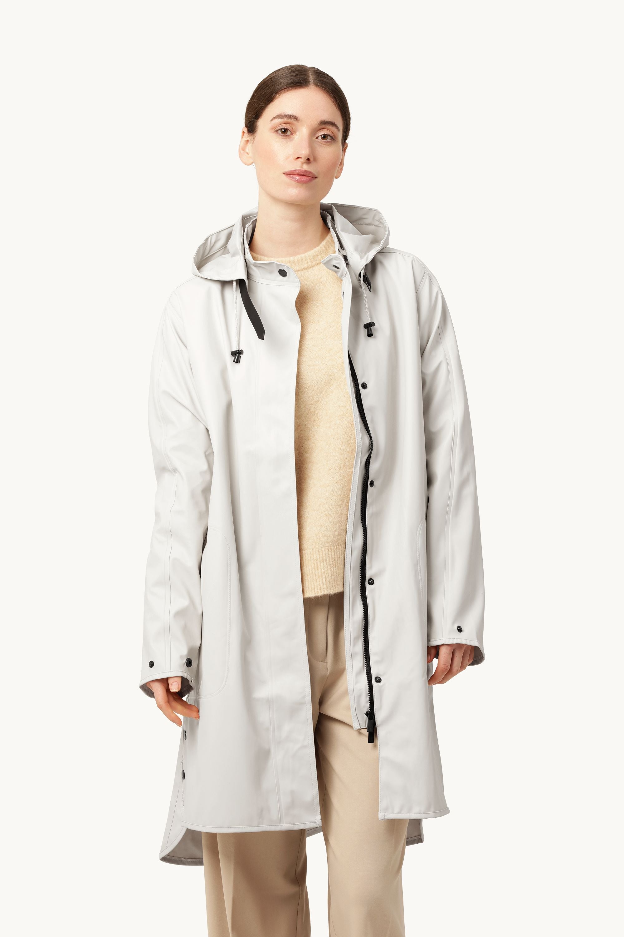Light Raincoat - Milk Creme