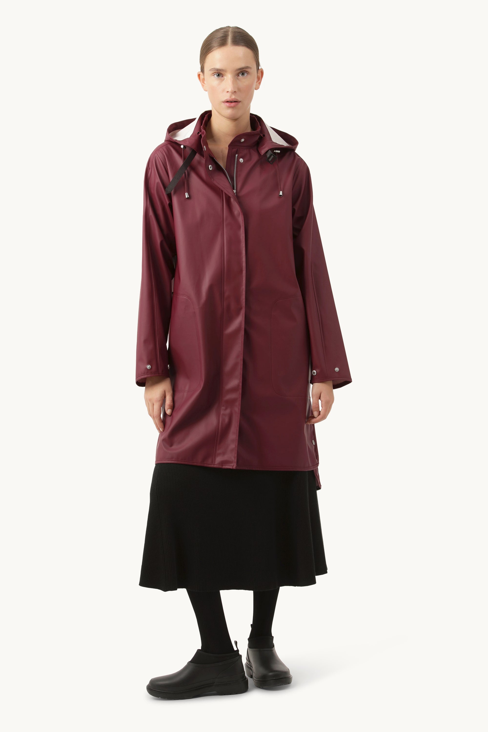 Chubasquero Ligero - Maroon Banner
