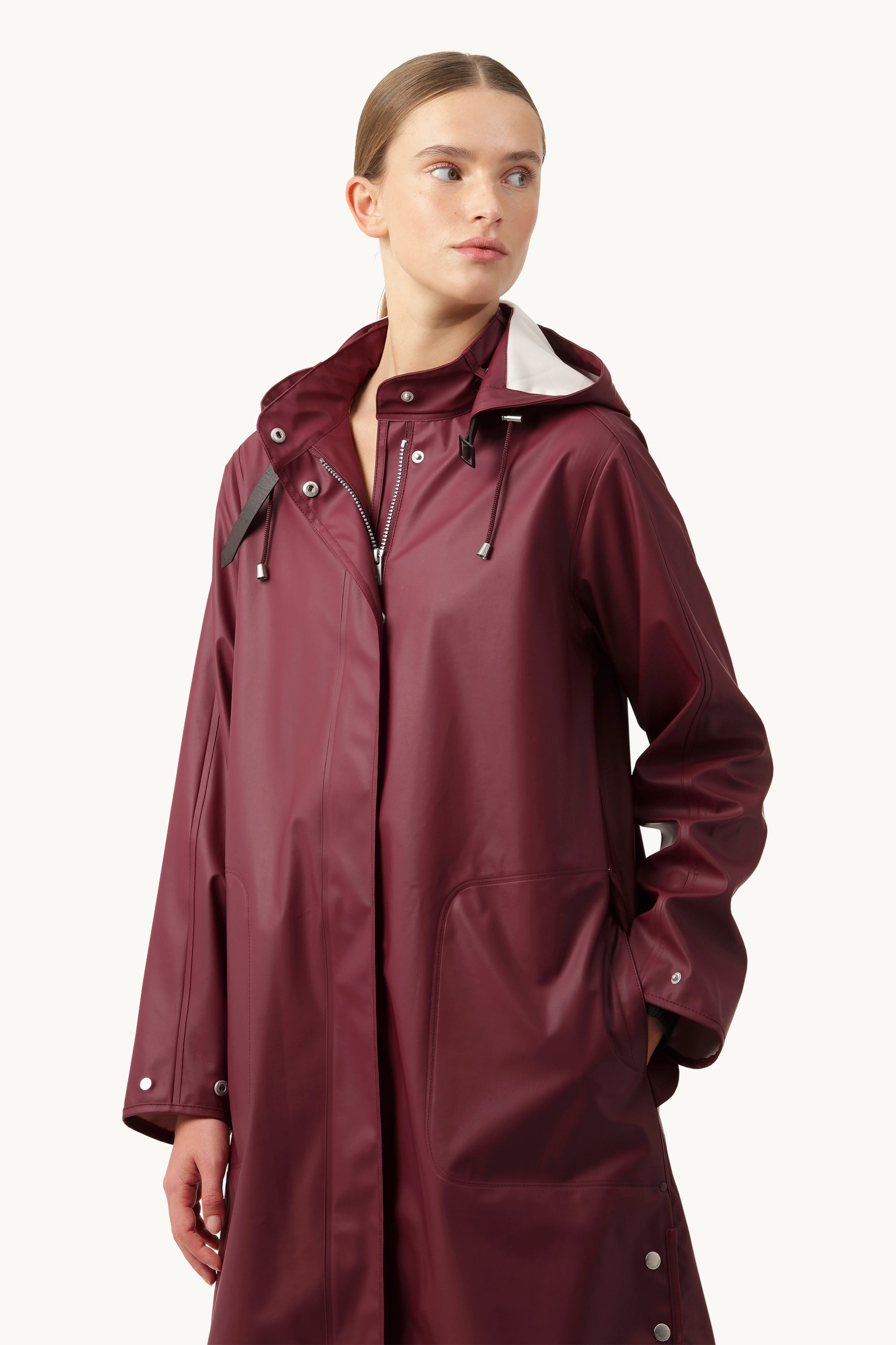 Chubasquero Ligero - Maroon Banner