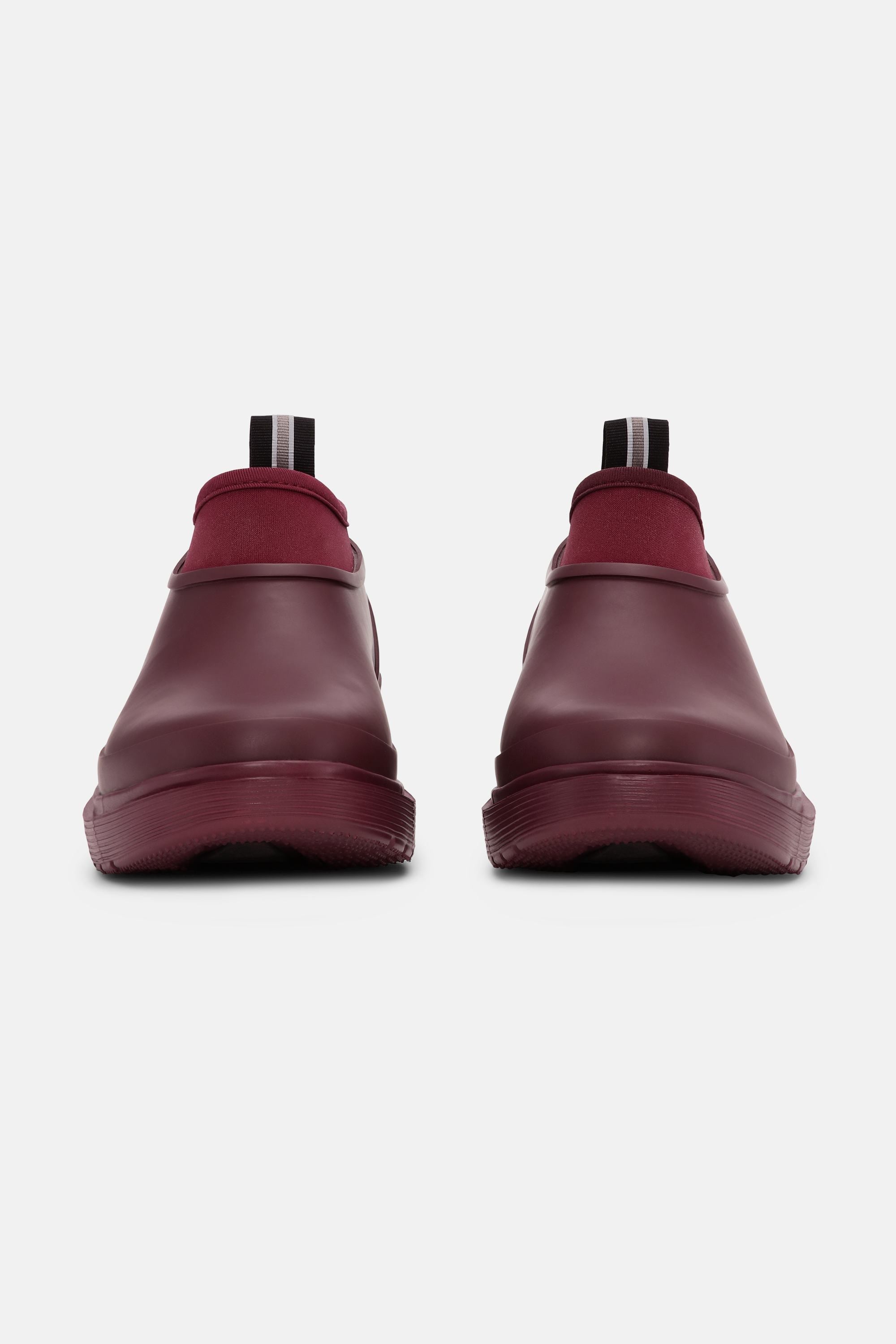 Zuecos de Lluvia Soft-Top - Maroon Banner
