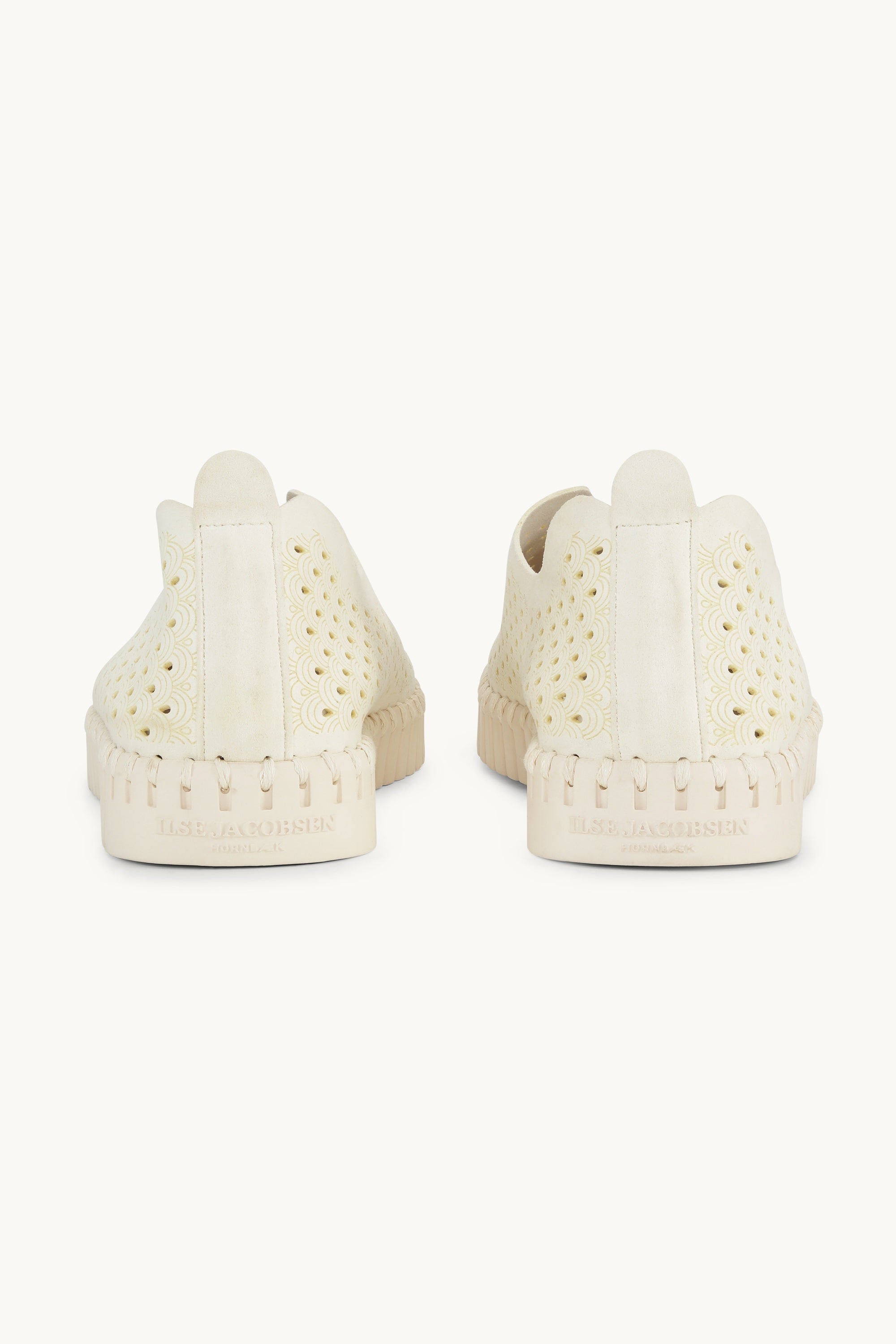 Tulip Flats - Milk Creme