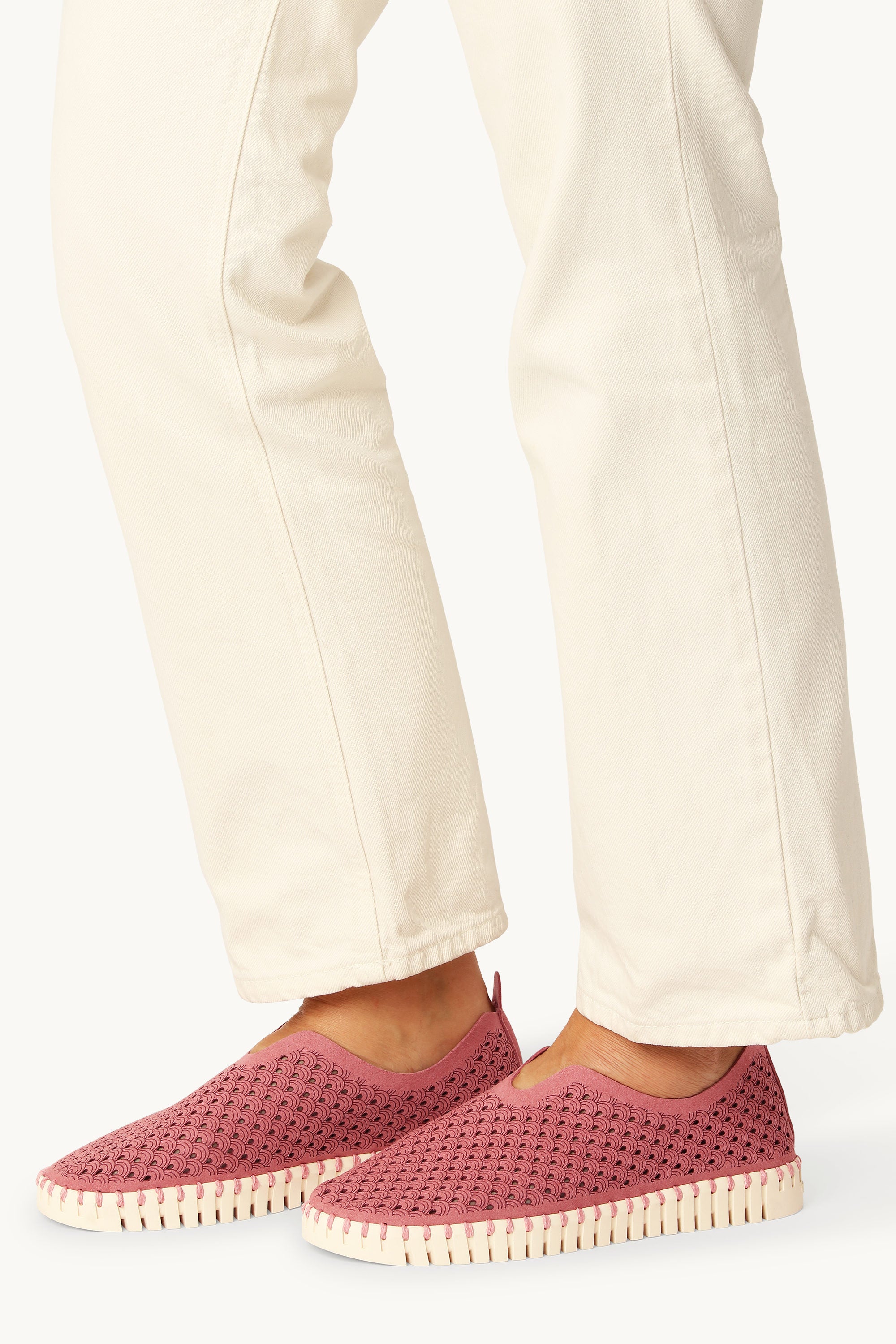 Tulip Flats - Rouge Pearled Ivory