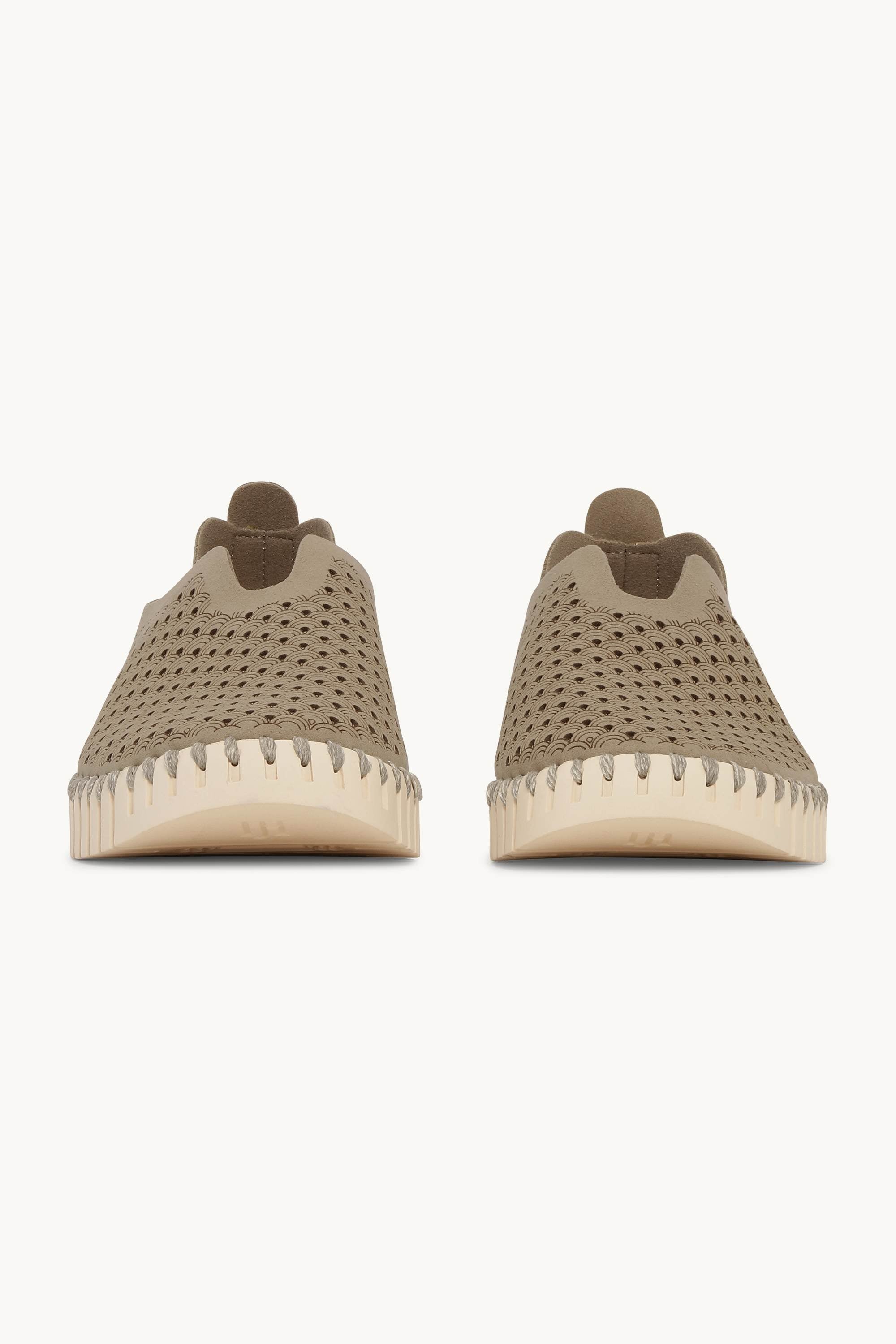 Tulip Flats - Coriander Pearled Ivory