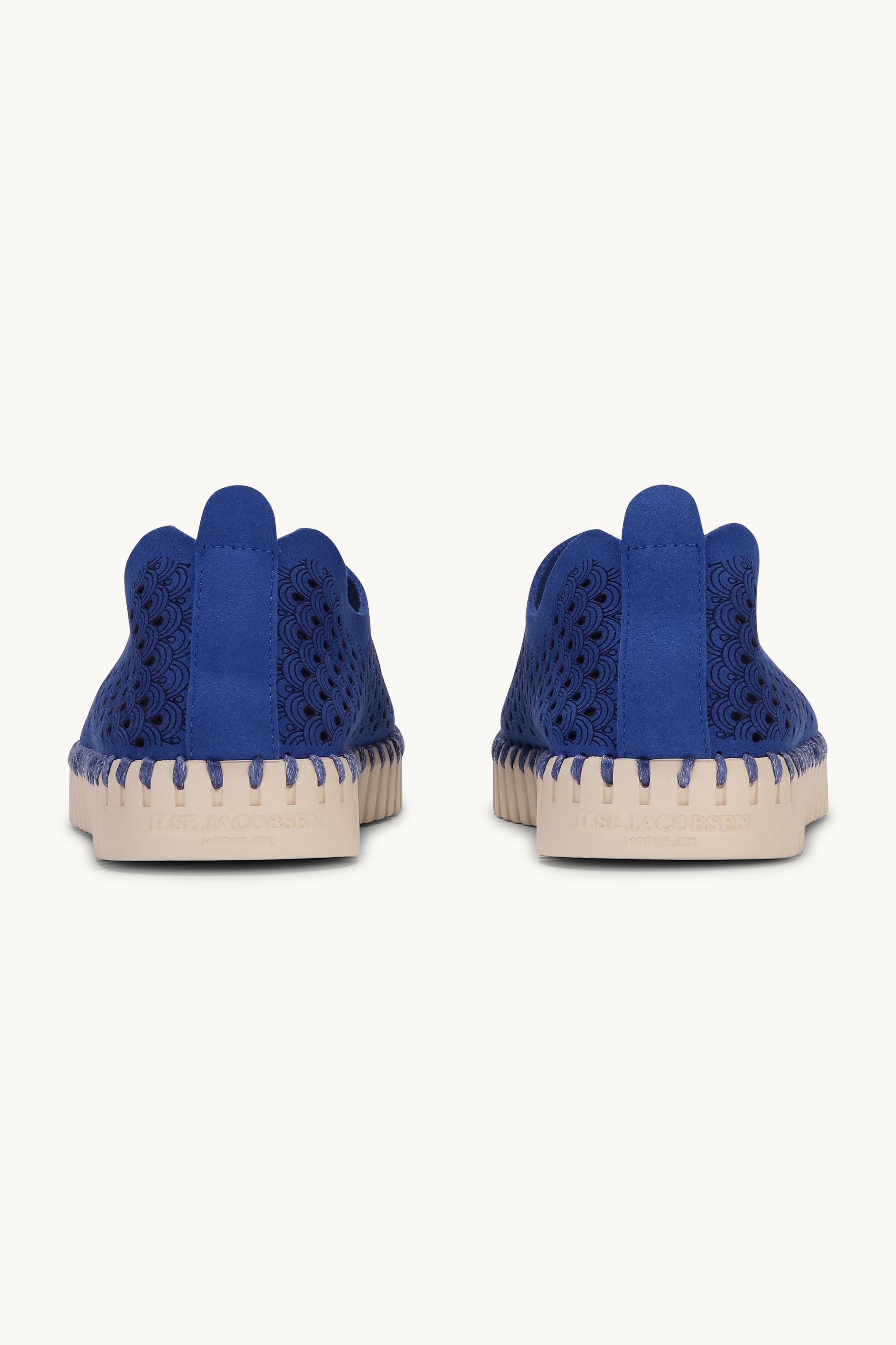 Tulip Flats - Blue Web