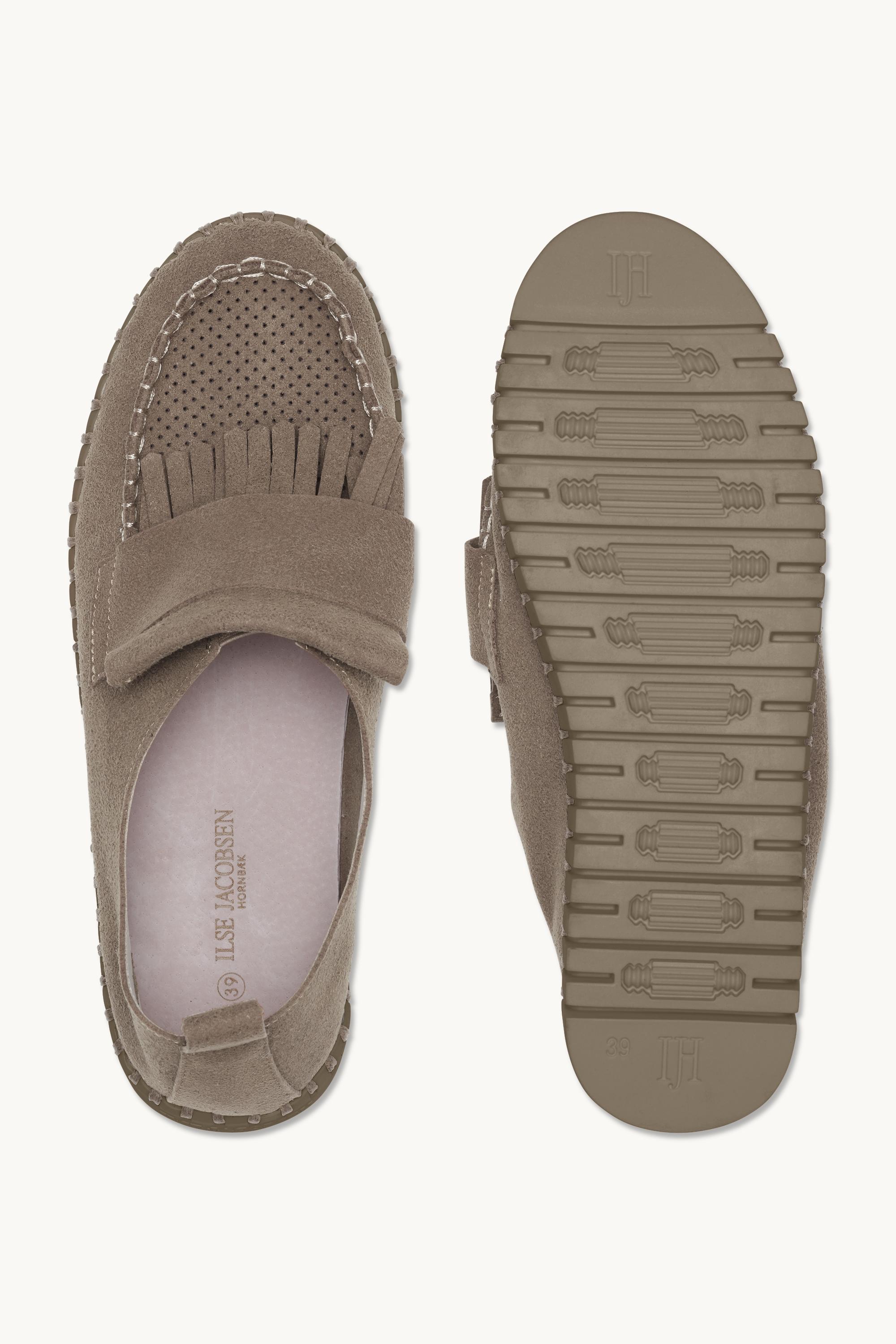 Tulip Fringe Loafer - Falcon Falcon