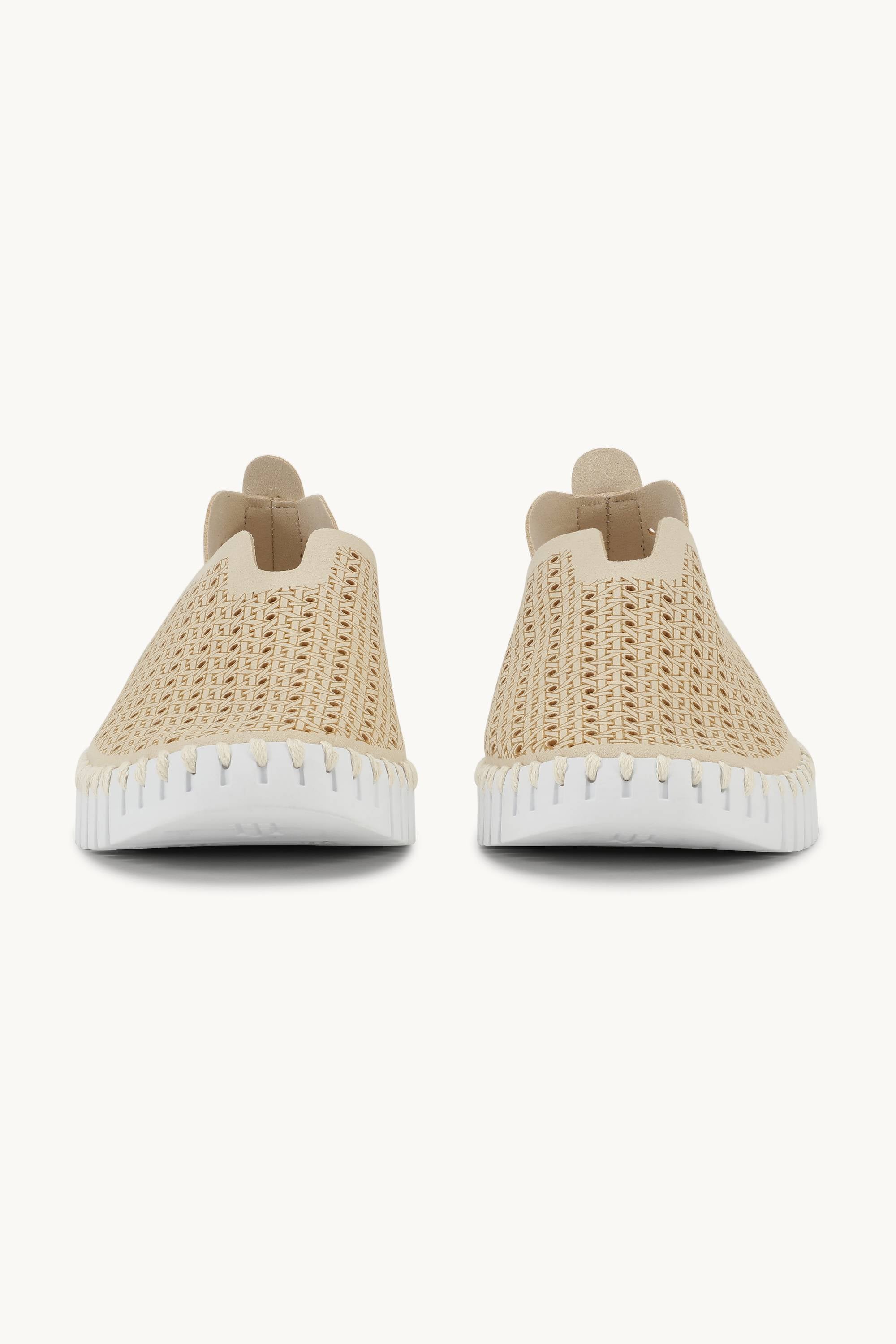 Tulip Flats - Kit White